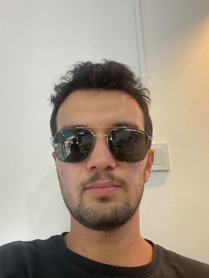 Kerim Y.