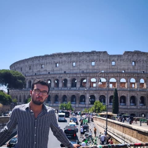 Kerim Y.